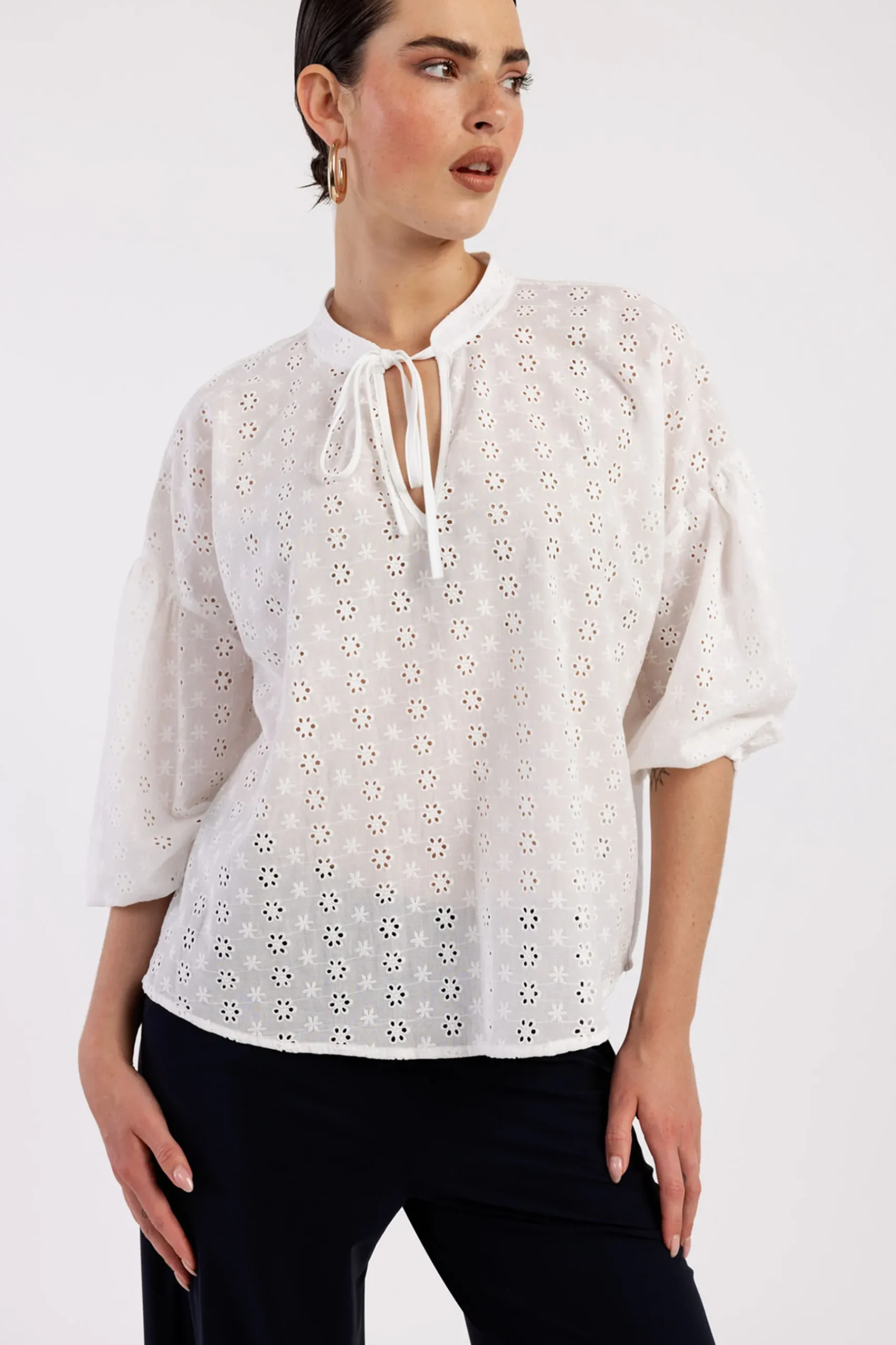 Abbie flower embroidery blouse -|Studio Anneloes Clearance