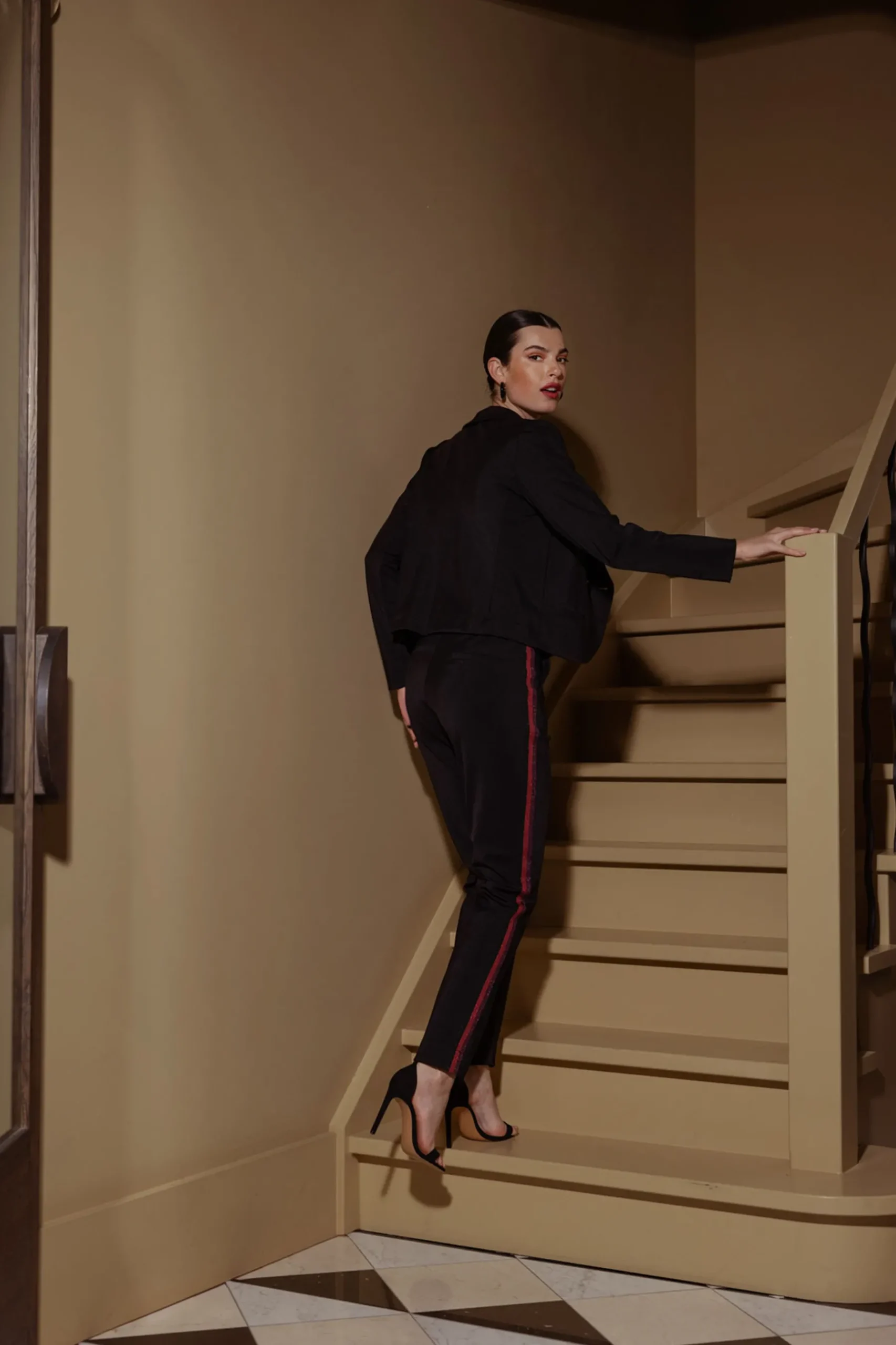 Anna shiny bonded trousers -|Studio Anneloes Fashion