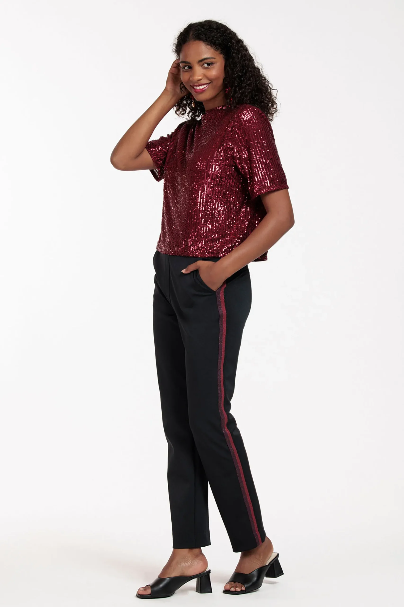 Anna shiny bonded trousers -|Studio Anneloes Fashion