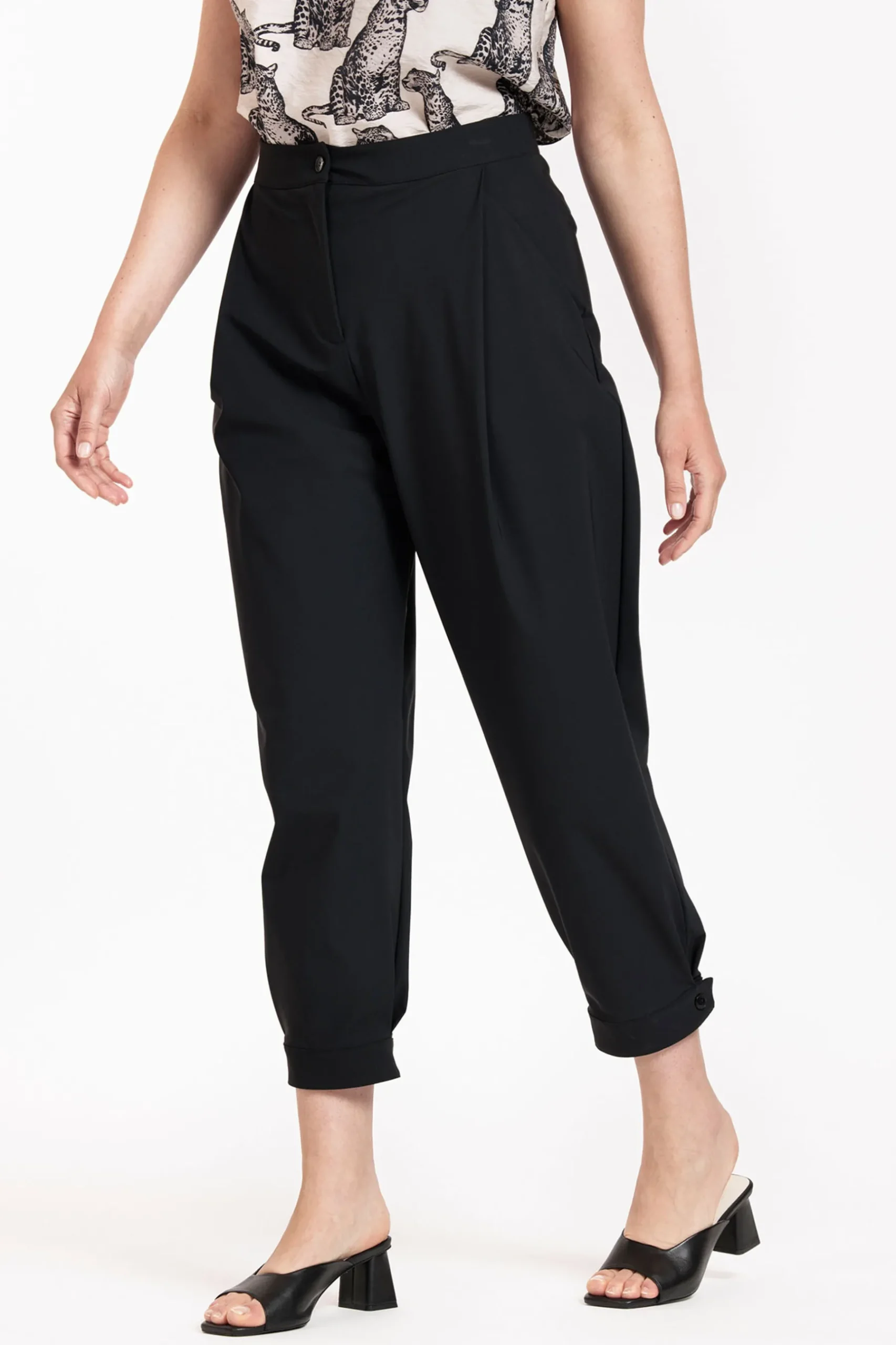 Coco carrot trousers -|Studio Anneloes New