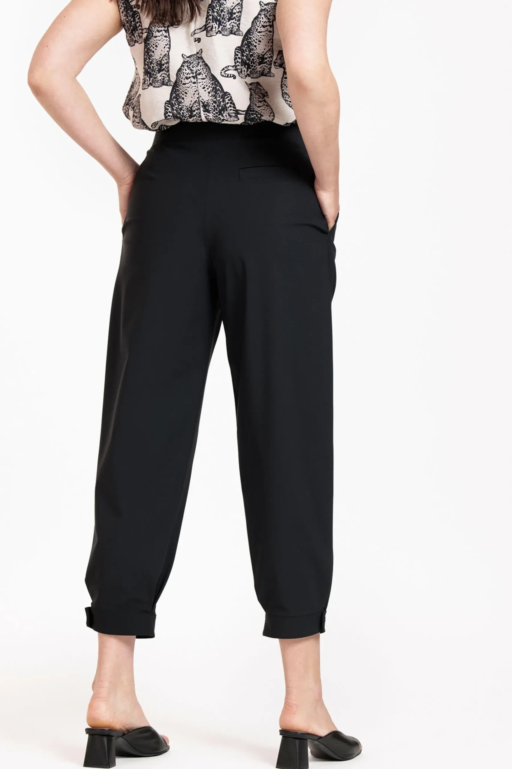 Coco carrot trousers -|Studio Anneloes New