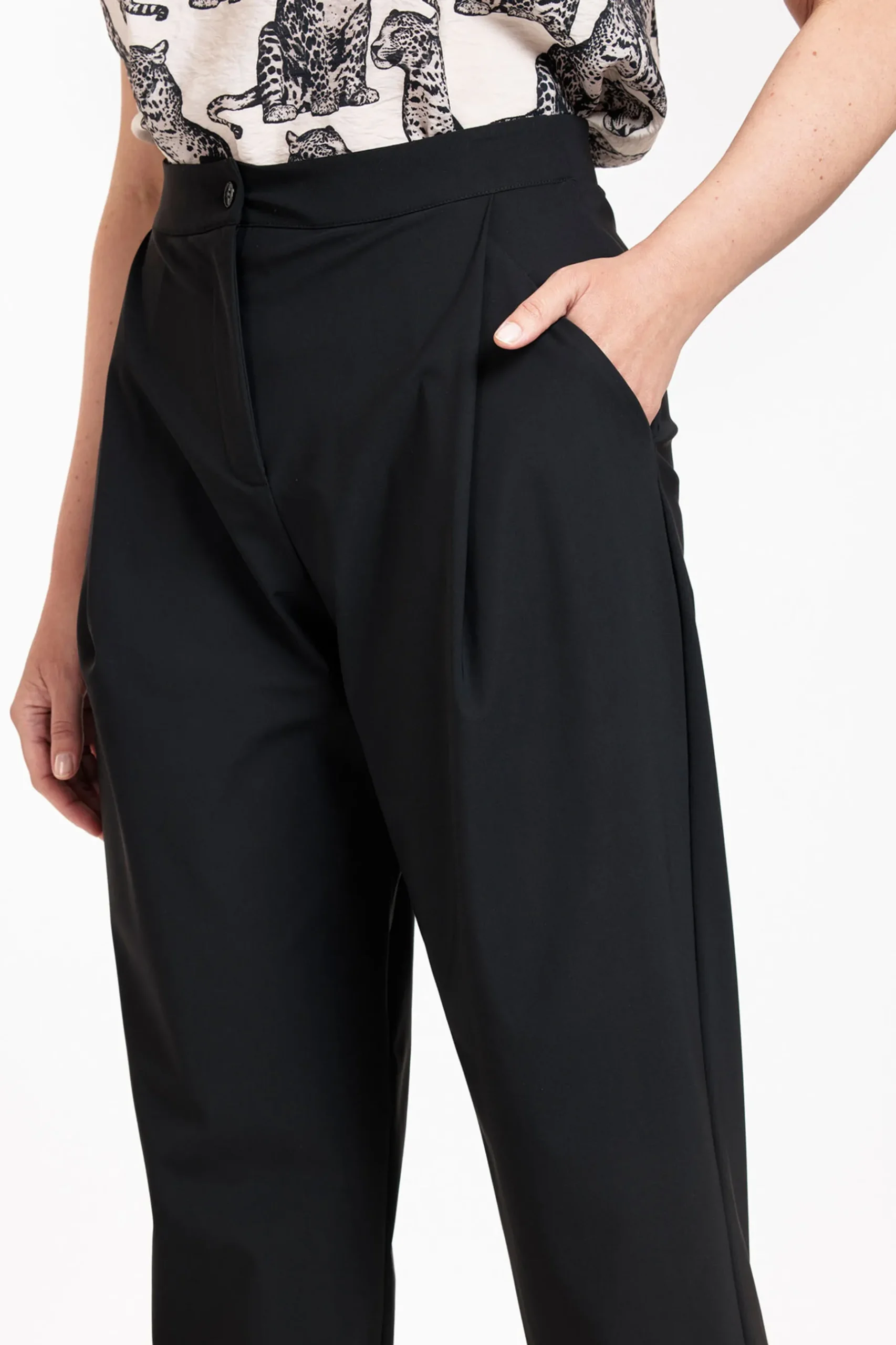 Coco carrot trousers -|Studio Anneloes New
