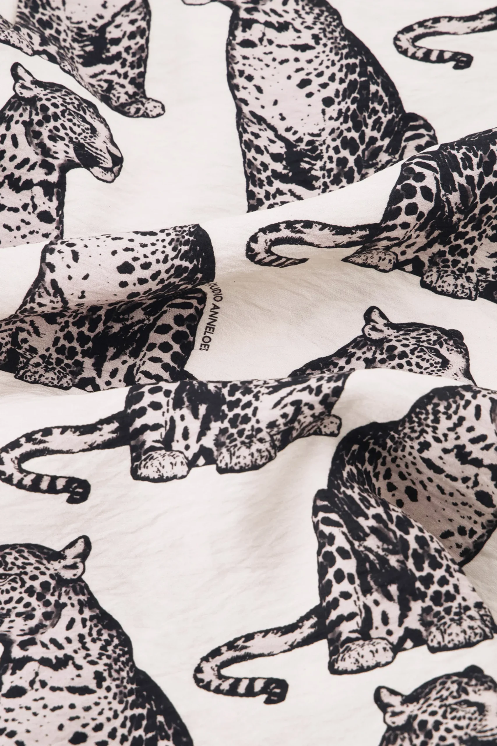 Ebony panther top -|Studio Anneloes Online